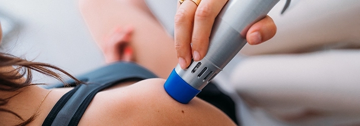 Chiropractic Valencia PA Cold Laser Therapy On Shoulder Chiropractic Valencia PA Cold Laser Therapy On Shoulder